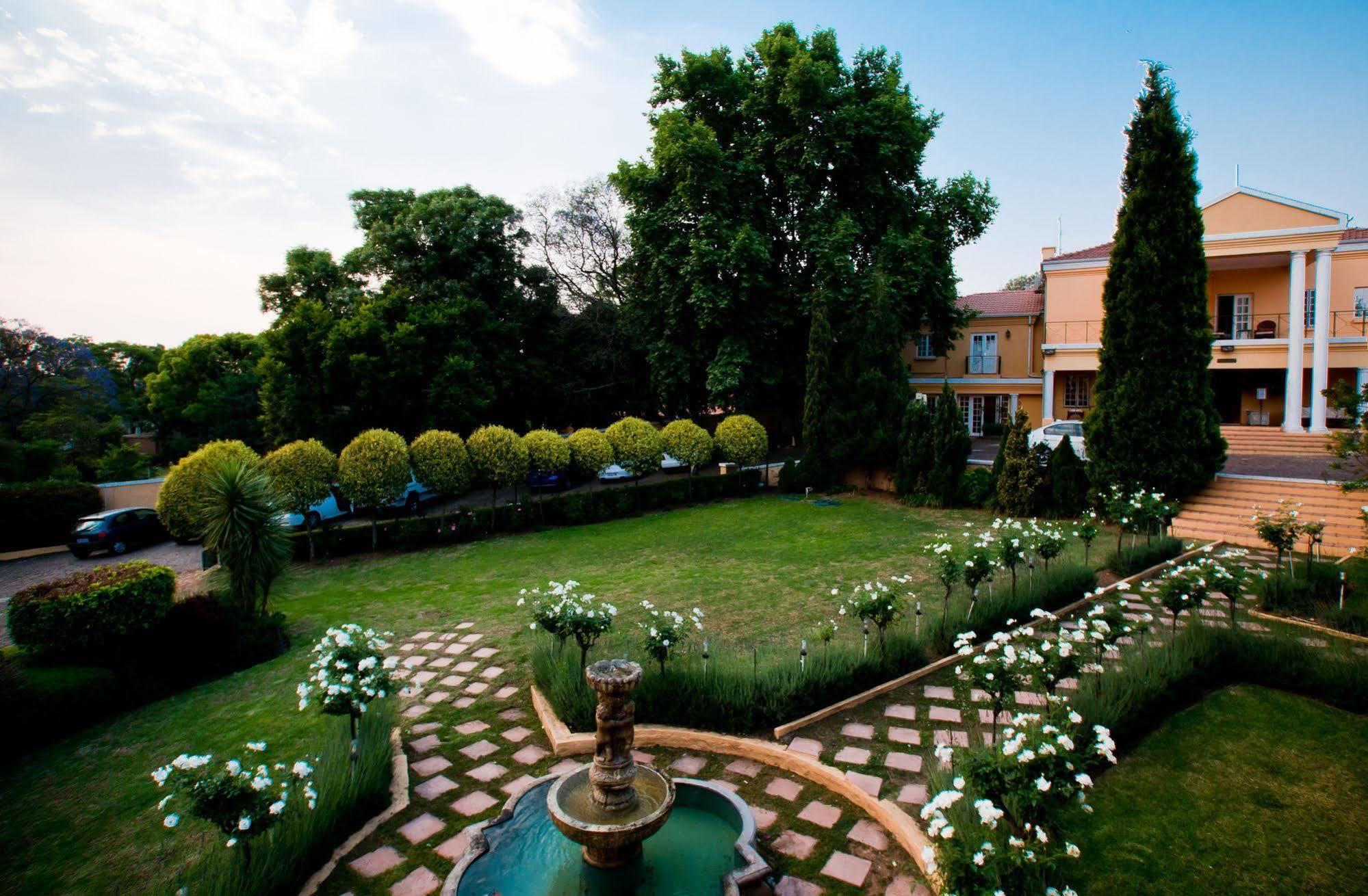 Little Tuscany Boutique Hotel Joanesburgo Exterior foto